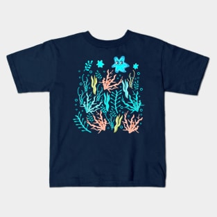 Starfish funny in the sea Kids T-Shirt